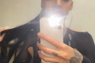 2 girl special catch us while ... - Image 1