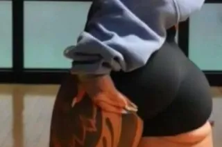 ➡ IF U WANNA SEE ME ➡ MESSAGE ... - Image 4